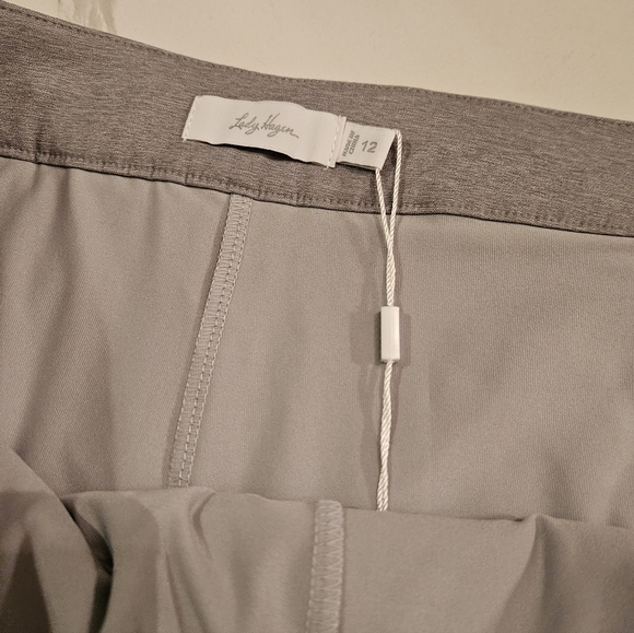 Lady Hagan Unwind Front Overlap Golf Skirt/ Skort NEW size 12 NWT - Picture 4 of 5